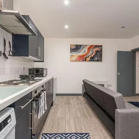 Flat Near Centre & Elland Road Stadium Apartment Leeds (West Yorkshire)