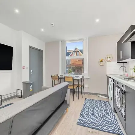 Apartment Flat Near Centre & Elland Road Stadium Leeds (West Yorkshire)